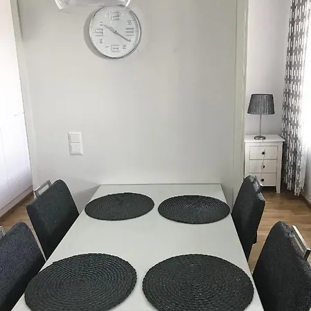 Apartment 5
